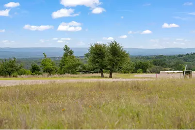 120 Trophy Oak Point, Fredericksburg, TX 78624 - Photo 30
