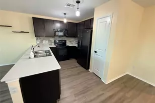 228 Texas Angel Wy, Jarrell, TX 76537 - Photo 6