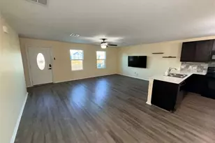 228 Texas Angel Wy, Jarrell, TX 76537 - Photo 8