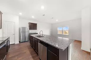 18524 Speculator Ln, Elgin, TX 78621 - Photo 12