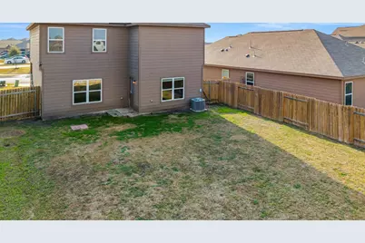 18524 Speculator Lane, Elgin, TX 78621 - Photo 34