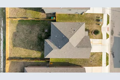 18524 Speculator Lane, Elgin, TX 78621 - Photo 6