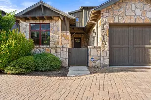 19412 Los Alamitos Ln, Spicewood, TX 78669 - Photo 14