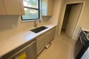 2222 Mission Hill Dr, Austin, TX 78741 - Photo 6