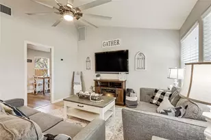 426 Summit Ridge Dr N, Point Venture, TX 78645 - Photo 8