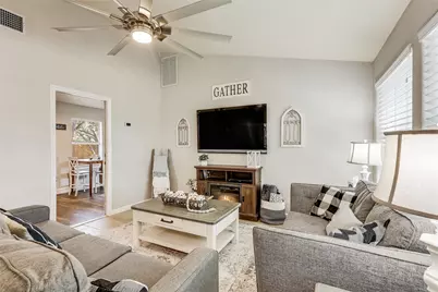426 Summit Ridge Drive N, Point Venture, TX 78645 - Photo 8