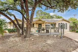 426 Summit Ridge Dr N, Point Venture, TX 78645 - Photo 2