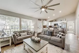 426 Summit Ridge Dr N, Point Venture, TX 78645 - Photo 6