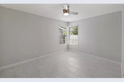 2015 Fair Oaks Drive, Austin, TX 78745 - Photo 32