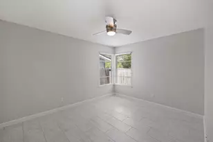 2015 Fair Oaks Dr, Austin, TX 78745 - Photo 32
