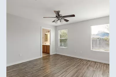 1429 Poppy Seed Lane, Austin, TX 78741 - Photo 14