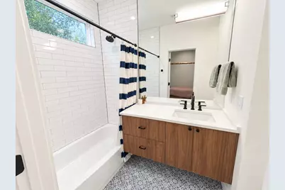 2904 Webberville Road #2, Austin, TX 78702 - Photo 16