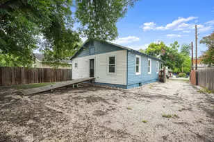 1655 Katy St, New Braunfels, TX 78130 - Photo 18