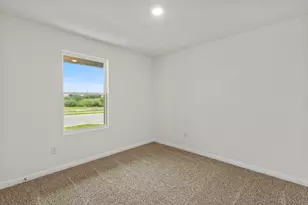 244 Flora Vista St, San Marcos, TX 78666 - Photo 4