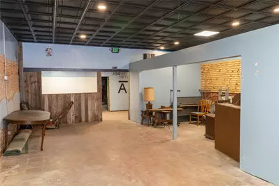 110 E Clark Street E, Bartlett, TX 76511 - Photo 10
