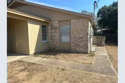 2602 S Bagdad Road #B, Leander, TX 78641 - Photo 1