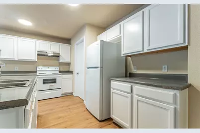 7106 Thannas Way, Austin, TX 78744 - Photo 6