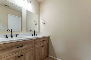 7106 Thannas Way, Austin, TX 78744 - Photo 16