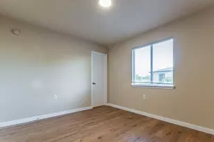 7106 Thannas Way, Austin, TX 78744 - Photo 14