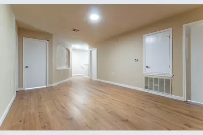 7106 Thannas Way, Austin, TX 78744 - Photo 18