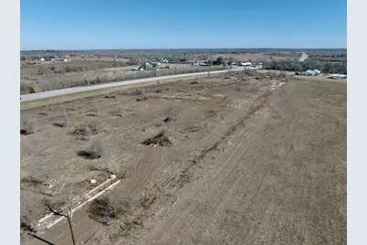 2747 21 E Highway E, Paige, TX 78659 - Photo 6