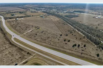 2747 21 E Highway E, Paige, TX 78659 - Photo 1