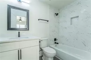 601 E 50th St, Austin, TX 78751 - Photo 12