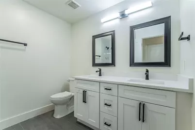 601 E 50th Street #B, Austin, TX 78751 - Photo 6