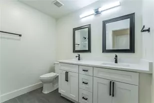 601 E 50th St, Austin, TX 78751 - Photo 6