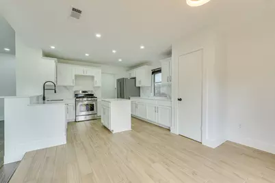 11418 Birchover Lane, Austin, TX 78754 - Photo 16