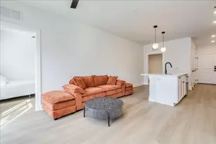 3000 Duval St, Austin, TX 78705 - Photo 10