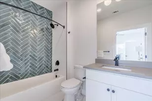 3000 Duval St, Austin, TX 78705 - Photo 12