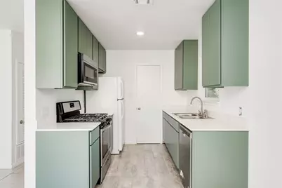 3304 Dolphin Cove #A, Austin, TX 78704 - Photo 4