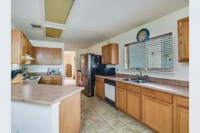 905 E Olympic Drive, Pflugerville, TX 78660 - Photo 4