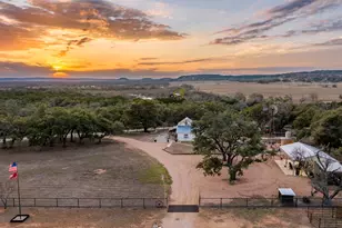 888 Dietrich Rd, Fredericksburg, TX 78624 - Photo 2