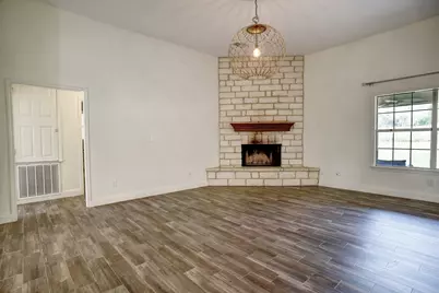 460 Tahitian Drive, Bastrop, TX 78602 - Photo 8