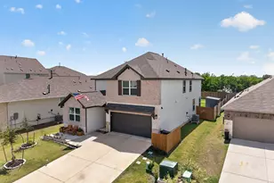411 Palo Brea Loop, Hutto, TX 78634 - Photo 2