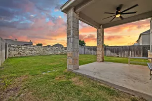 209 Sage Derby Dr, Hutto, TX 78634 - Photo 36