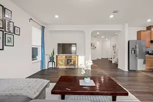 209 Sage Derby Dr, Hutto, TX 78634 - Photo 12