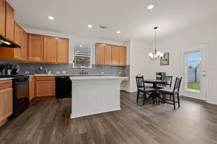 209 Sage Derby Dr, Hutto, TX 78634 - Photo 14