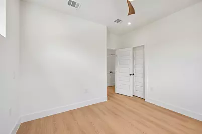 513 W Odell Street #B, Austin, TX 78752 - Photo 32