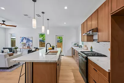 513 W Odell Street #B, Austin, TX 78752 - Photo 12