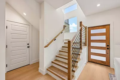 513 W Odell Street #B, Austin, TX 78752 - Photo 4