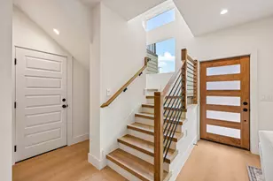 513 W Odell St, Austin, TX 78752 - Photo 4