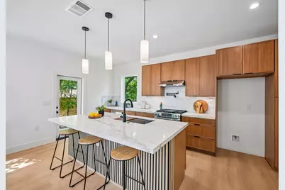 513 W Odell Street #B, Austin, TX 78752 - Photo 10