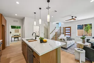 513 W Odell St, Austin, TX 78752 - Photo 14