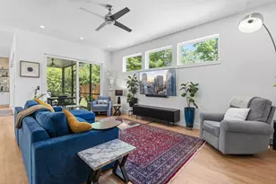 2806 W 44th St, Austin, TX 78731 - Photo 4