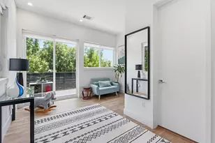 2806 W 44th St, Austin, TX 78731 - Photo 14
