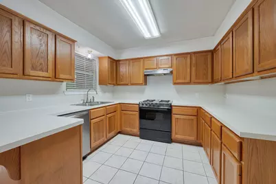 1521 Strasburg Circle, College Station, TX 77845 - Photo 8