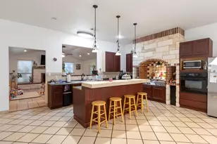 176 Old Lexington Rd, Elgin, TX 78621 - Photo 12